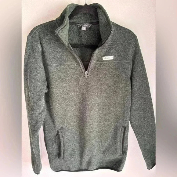 Eddie Bauer green half-zip up fleece in size small! - Picture 2 of 4